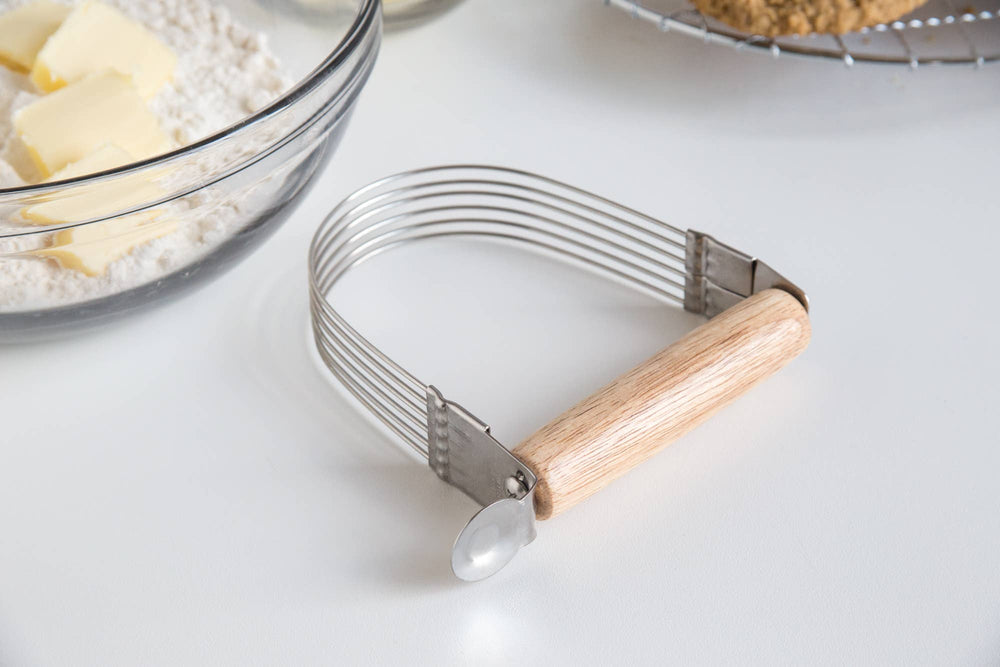 Fox Run Stainless Steel Wire Pastry Blender, 5" x 4" x 1.25"